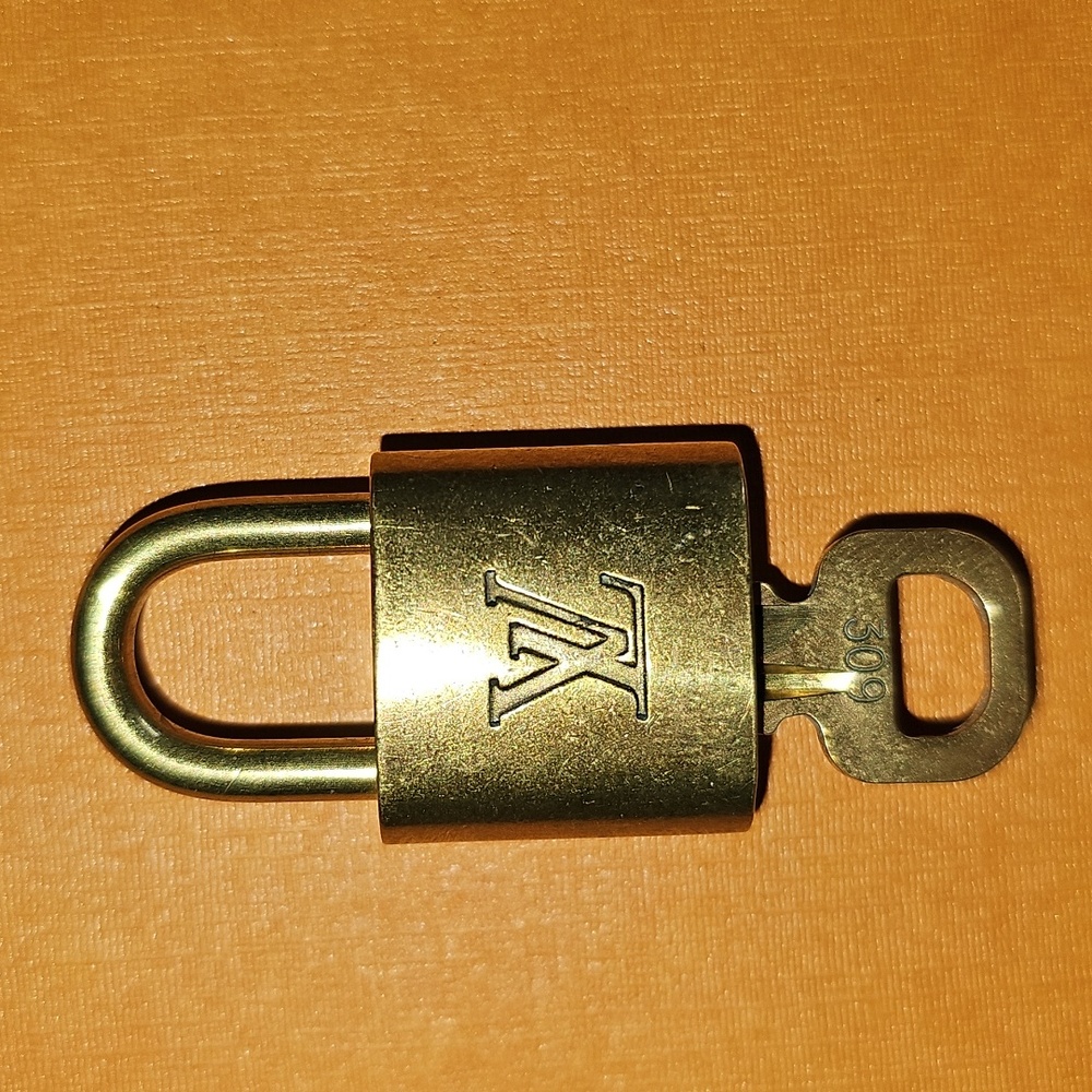 #309 LV Lock and Key 🔐